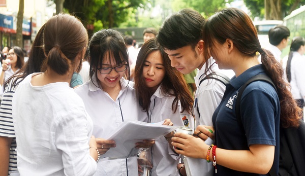 Thành phố Hồ Chí Minh có 165 điểm thi với hơn 85.400 thí sinh thi tốt nghiệp THPT
