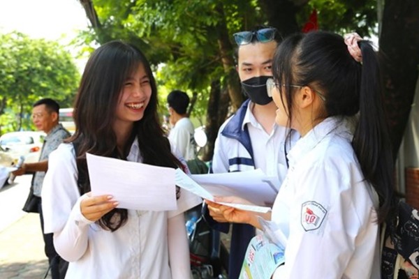 Các trường Đại học bắt đầu nhận hồ sơ xét tuyển 2024