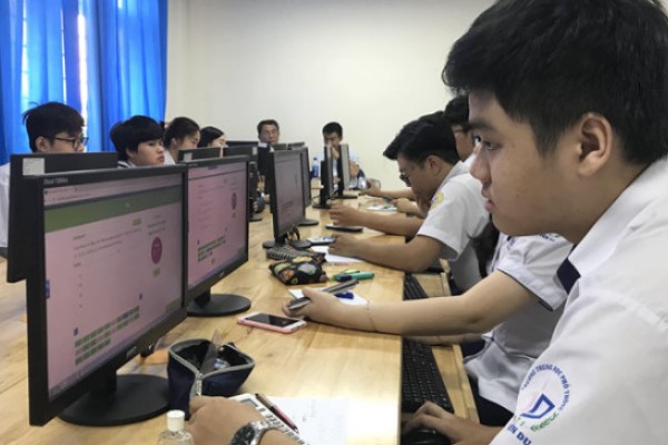 Dự kiến thi tốt nghiệp THPT trên máy tính đối với các môn trắc nghiệm