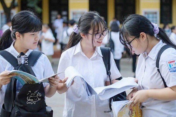 Hướng dẫn ghi phiếu đăng ký thi lại THPT năm 2024 đối với thí sinh tự do