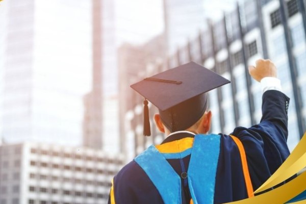 Liên thông Cao đẳng lên Đại học mất bao lâu? Cần điều kiện gì?