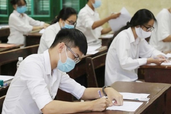Các vật dụng cầm mang vào phòng thi tốt nghiệp THPT 2025