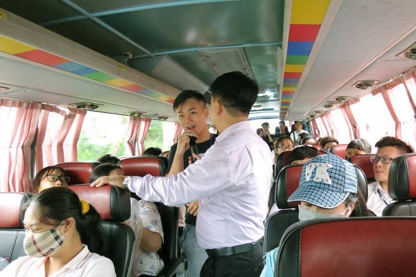 Lời Chào Đoàn Của Hướng Dẫn Viên Gồm Những Gì?