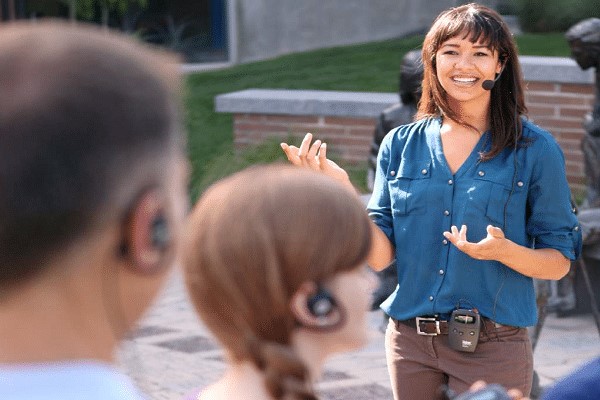 hướng dẫn viên du lịch làm việc ở đâu
