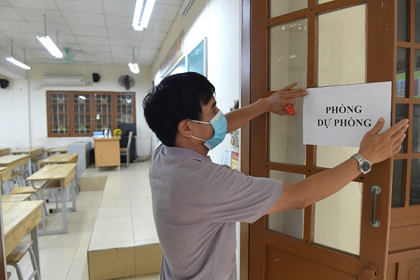 có 1 đến 3 điểm thi dự phòng ở mỗi quận huyện